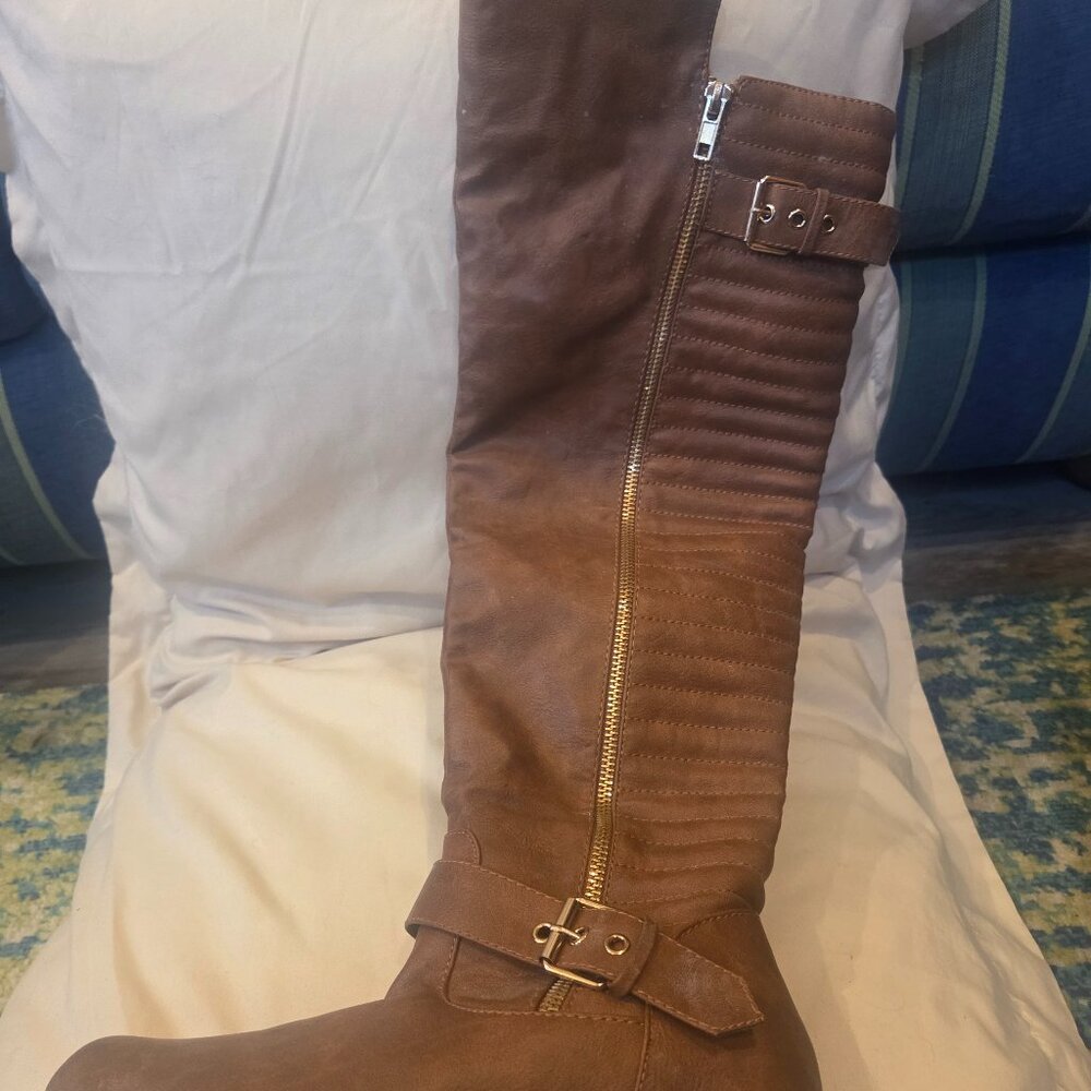 Over the knee Tan Boots - Picture 2 of 8